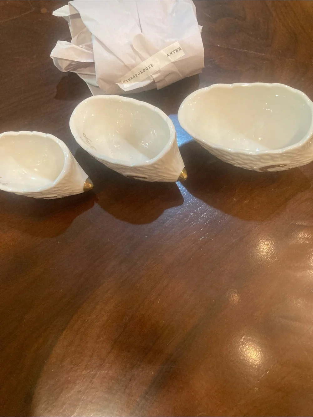 Anthropologie Ceramic Hedgehog Measuring Cups in Cream with Gold Accents